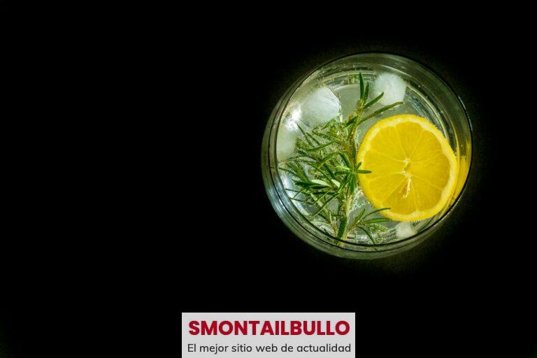yellow lemon in clear drinking glass